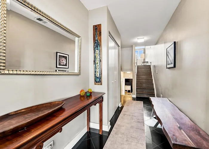 Skyline Views River West Townhouse; 2 Parking Incl Townhouse * Chicago