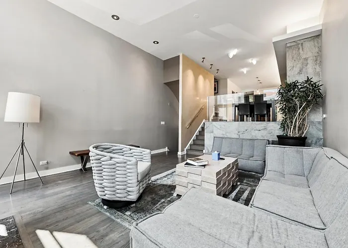 Ferienhaus Skyline Views River West Townhouse; 2 Parking Incl Townhouse Chicago
