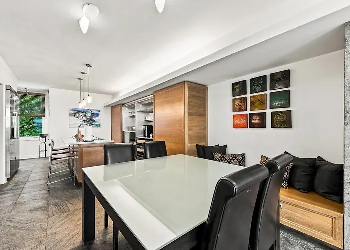 Skyline Views River West Townhouse; 2 Parking Incl Townhouse Сasa de vacaciones