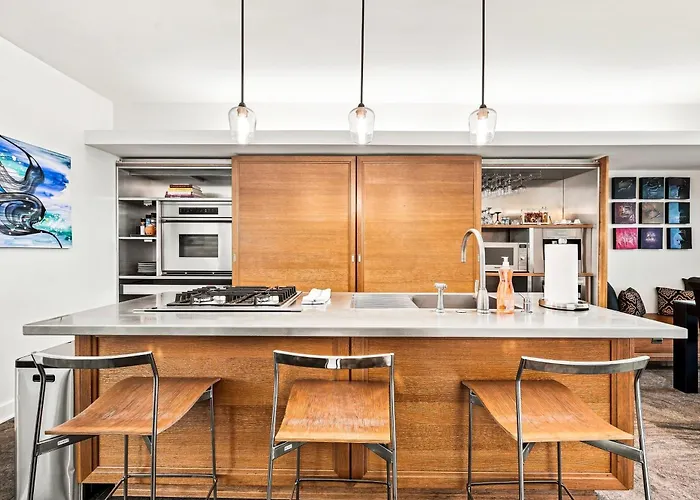 Skyline Views River West Townhouse; 2 Parking Incl Townhouse Ferienhaus Chicago