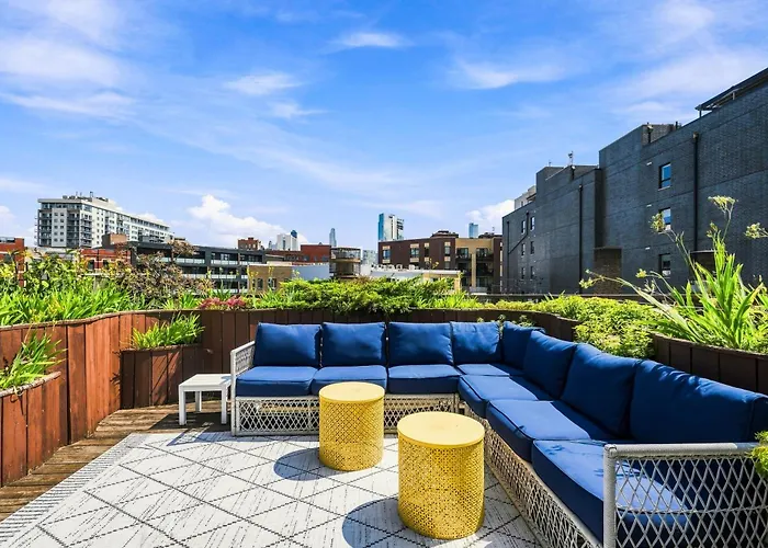 Skyline Views River West Townhouse; 2 Parking Incl Townhouse Ferienhaus Chicago